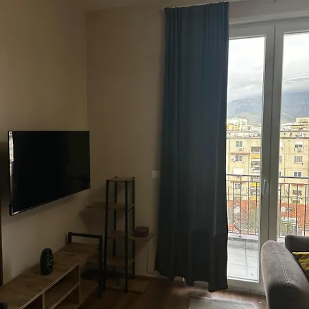 Apartmán Urban Mountain View Tirana