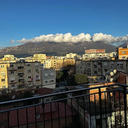 Urban Mountain View Апартаменты